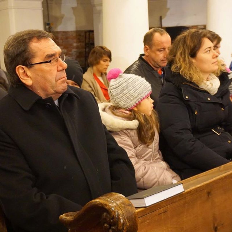 Karácsonyi Istentisztelet 41